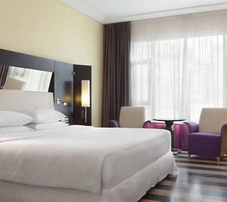 Four Points By Sheraton Hotel Beirut Eksteriør billede